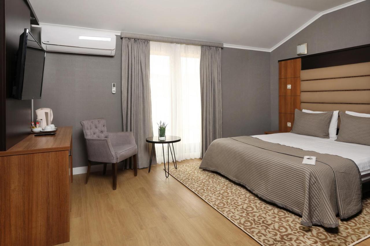 New Balturk Hotel Izmit Коджаелі Екстер'єр фото