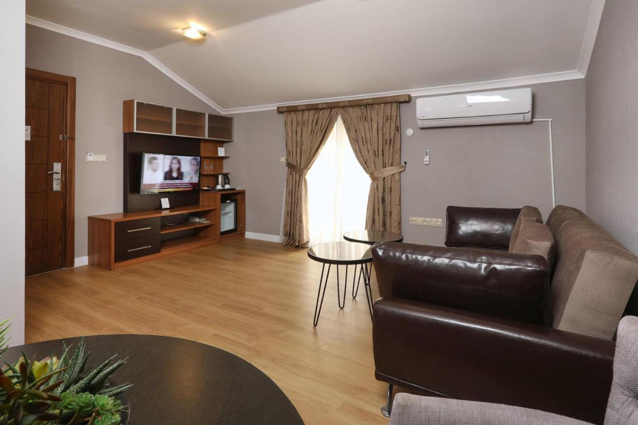 New Balturk Hotel Izmit Коджаелі Екстер'єр фото